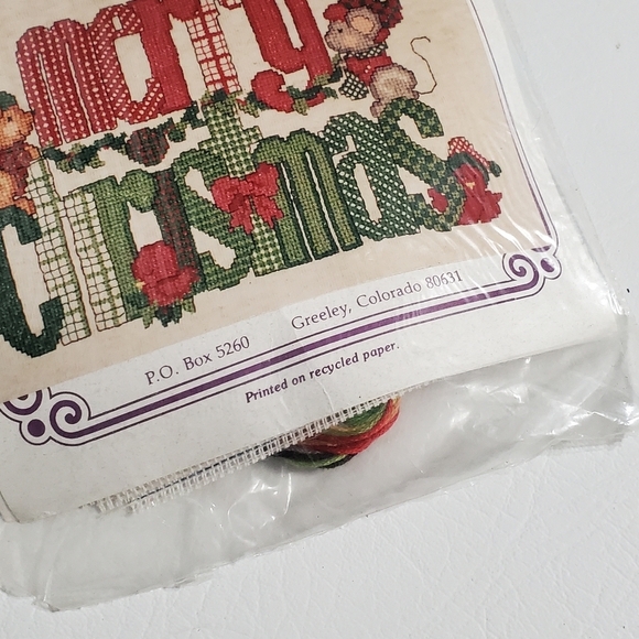 Merry Christmas Cross Stitch Kit - Picture 2 of 4
